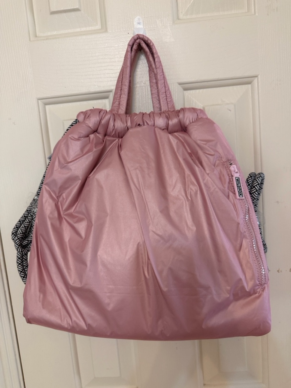 🎀 Wildfox Rose Clair Light  Pink Drawstring Tote Backpack 🎀 NWT 🎀 - Picture 11 of 16
